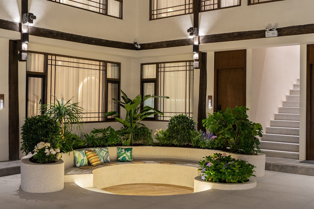 Yijianju Garden Inn