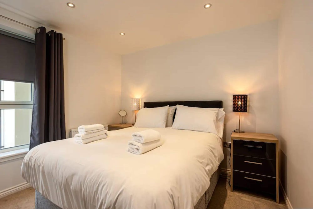 Comfy 2 Bedroom Apartment Near Edinburgh City Centre view 2