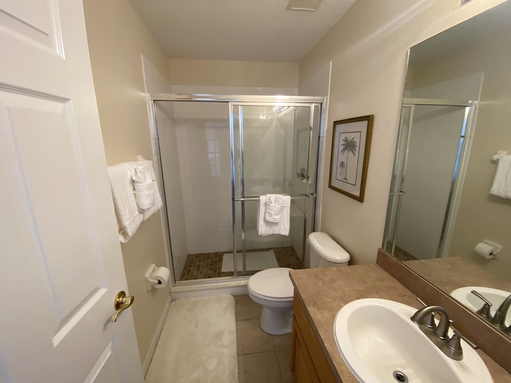 Balmoral Breeze 5 Bedrooms view 5