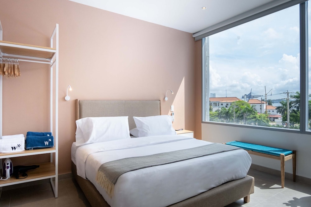 w Sophisticated 3BR w Magical Terrace in CTG