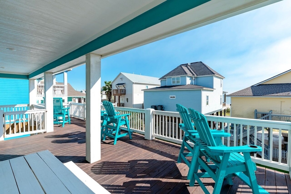 Crystal Breeze 3 Bedroom Home