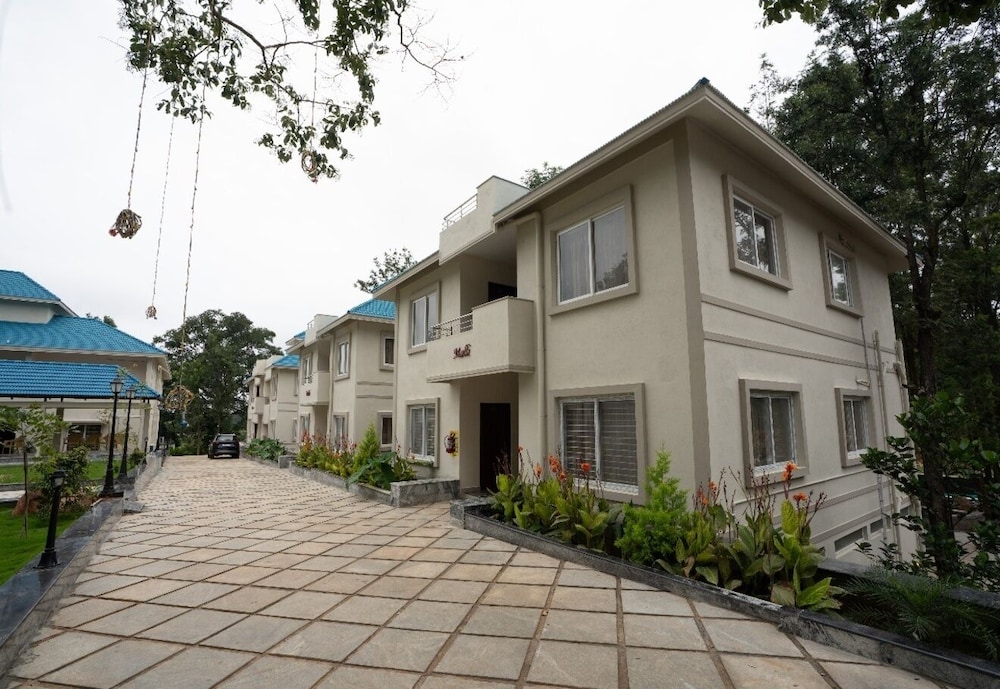 MSB Silver Spring Resort