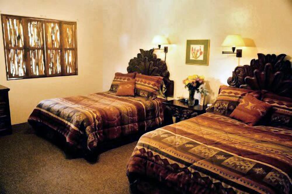 Casa de San Pedro Bed & Breakfast
