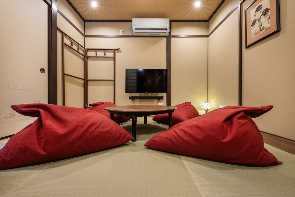 Shiki Homes MEIGETSU