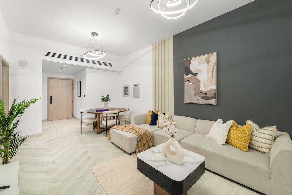 Silkhaus Empire Residence