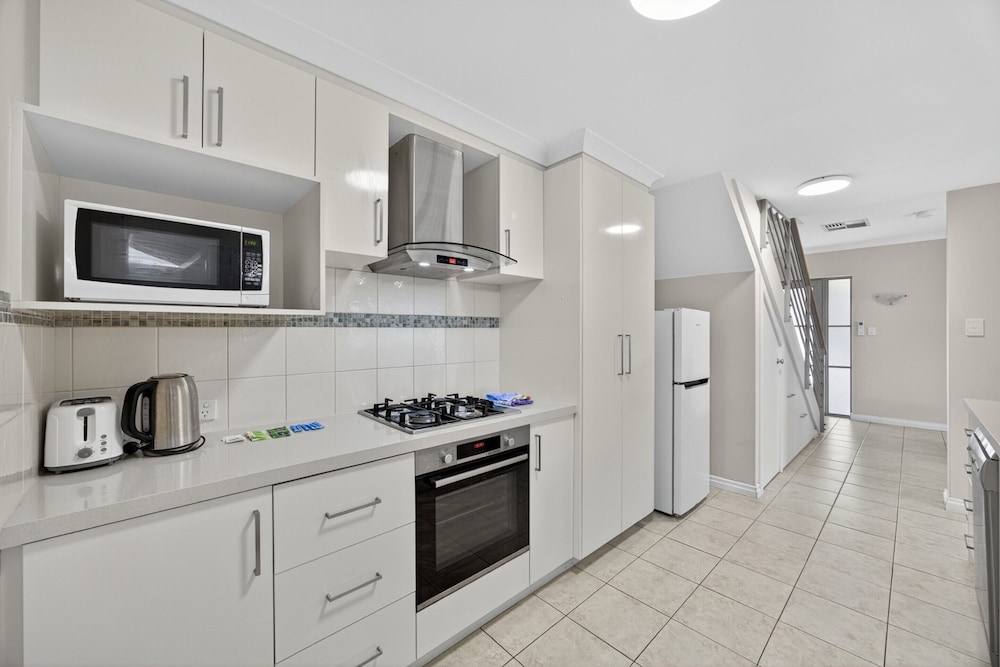 3-bedroom Escape With Outdoor Living Area