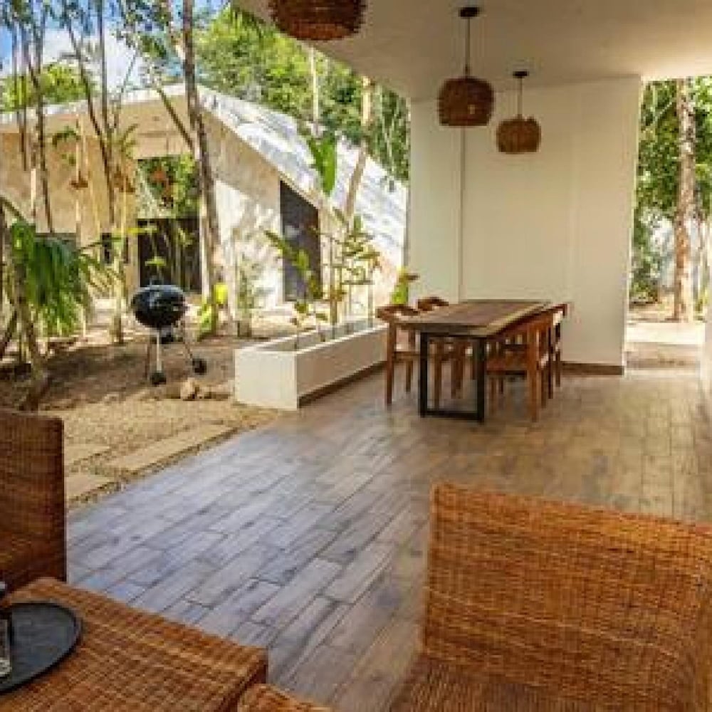 Villa Sayil Pool AC Internet Beach Club