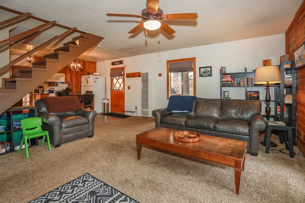 Maple Hill Lodge