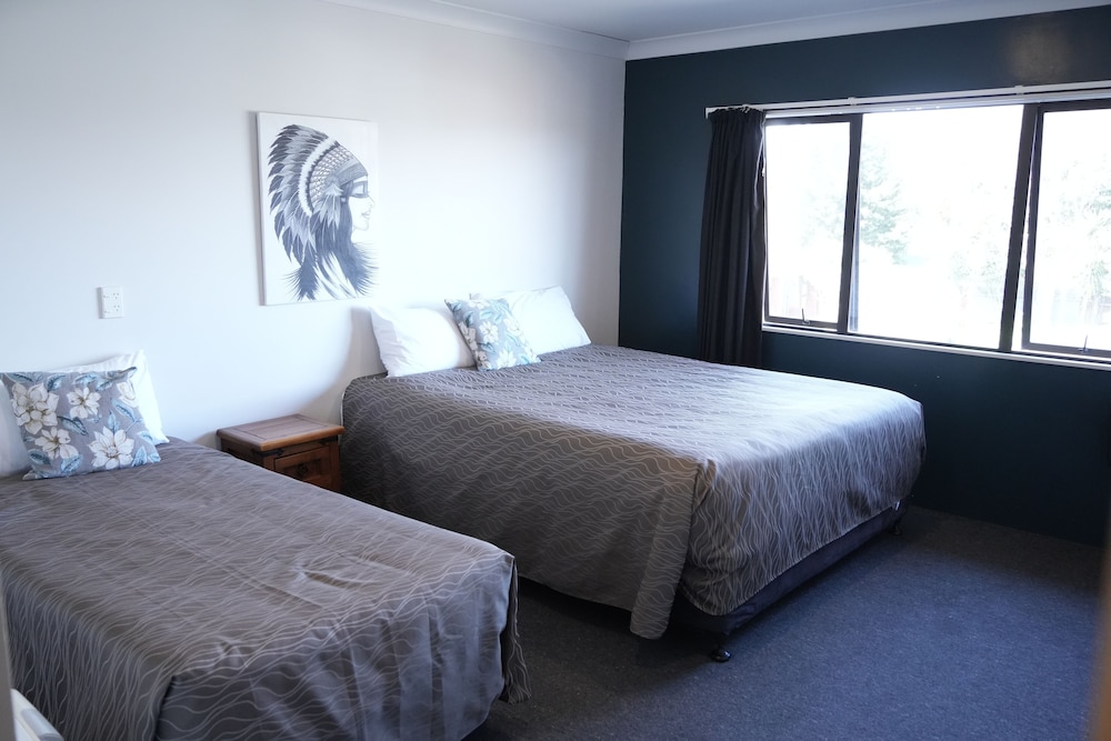 ACCOMMODATION GATEWAY MOTEL