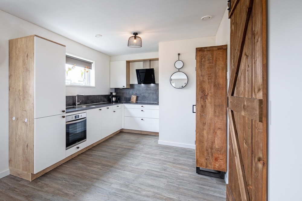 Holiday Home With Pets-friendly