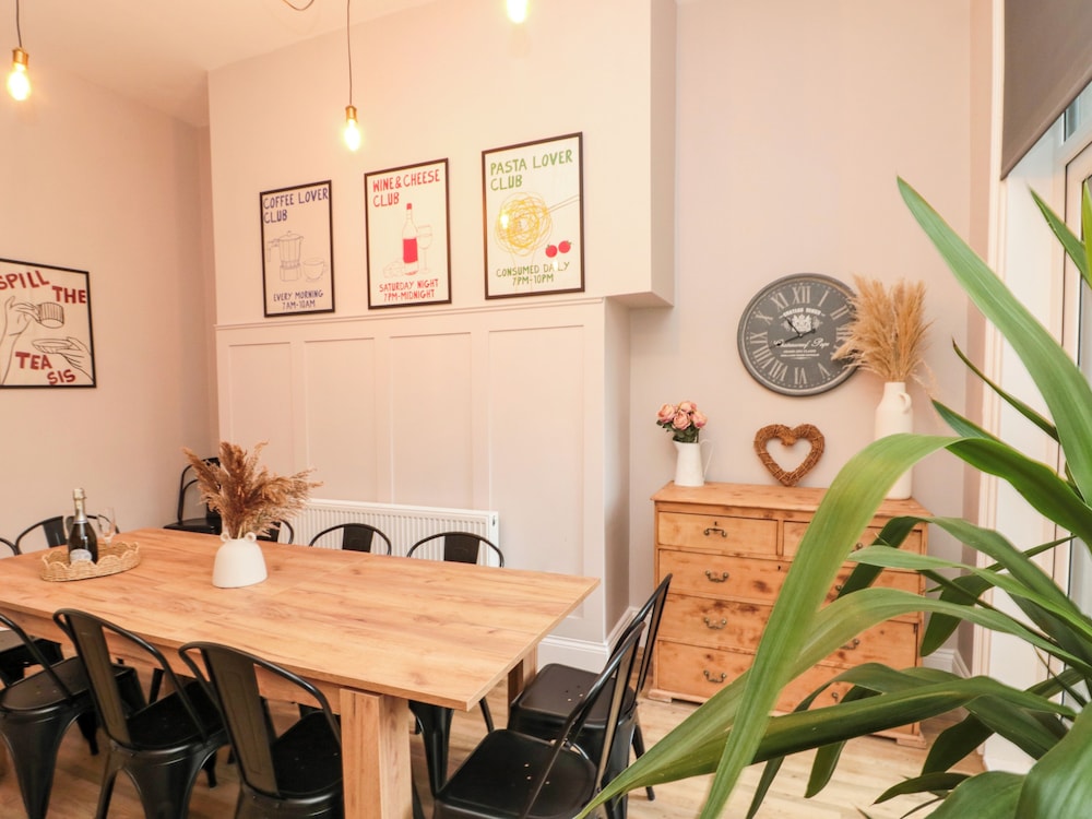 27 Westbourne Grove