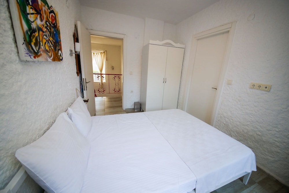 Maiori Suites