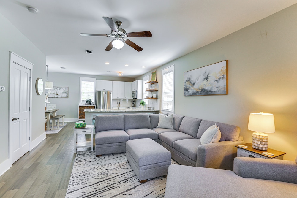 Resort-style Port St Joe Escape ~ 3 Mi to Downtown