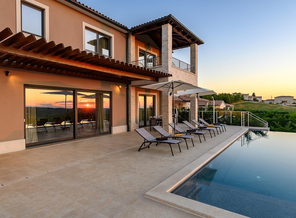 Comfortable Villa With Central Heating