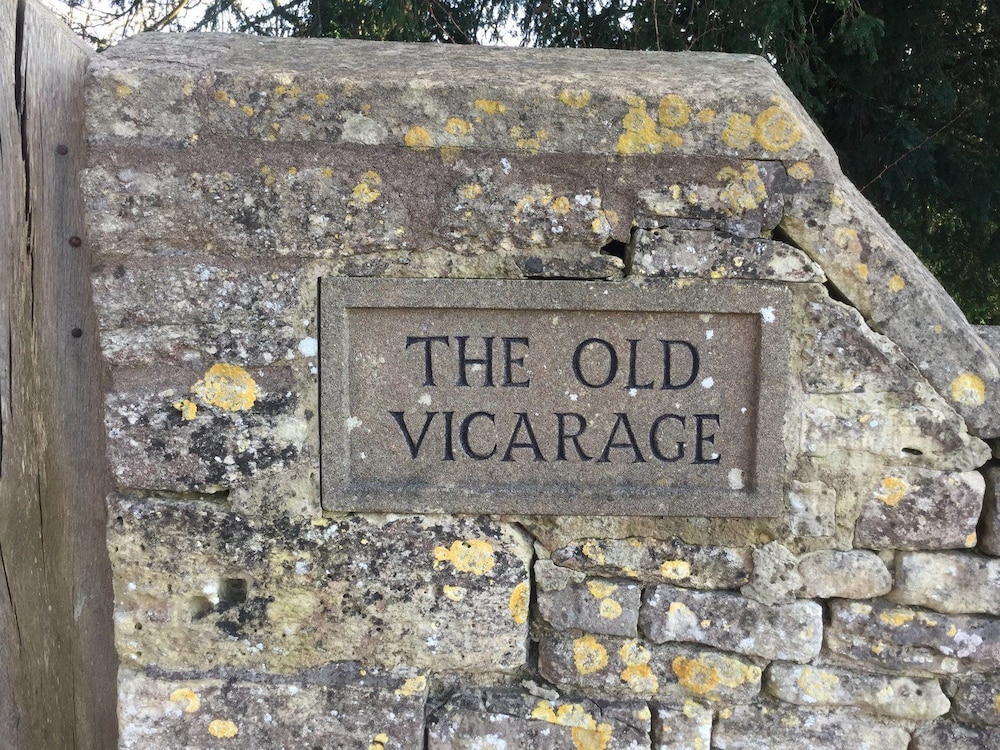 The Old Vicarage at Oakridge
