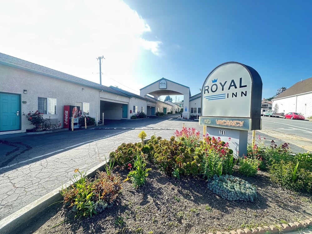 ROYAL INN