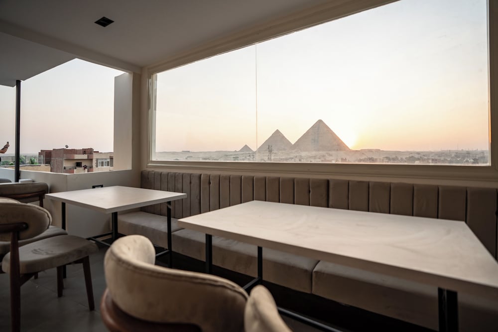 RIWAQ Pyramids Boutique