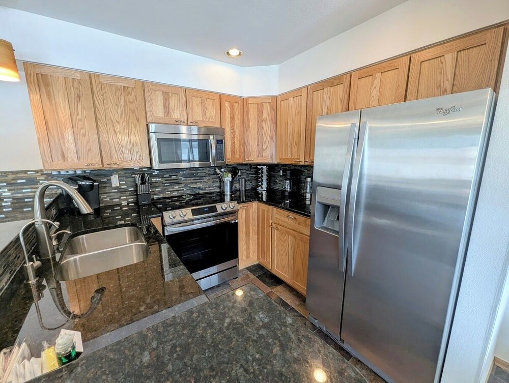 Cinnamon Ridge C114