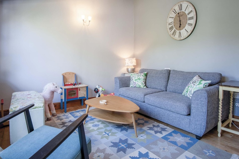 Tregoyr - 3 Bedroom Holiday Home - St Florence