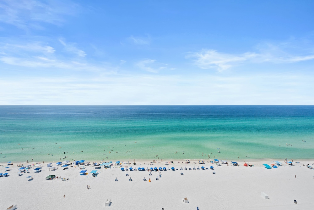 Edgewater Beach & Golf Resort by Panhandle Getaways