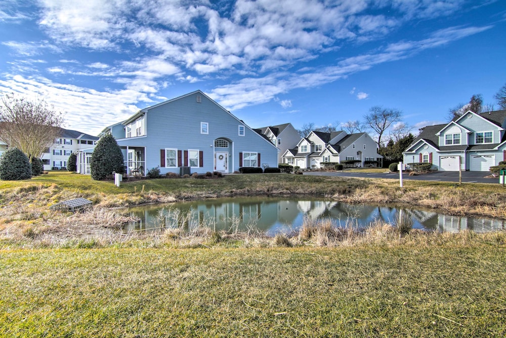 4 Mi to Ocean: Lewes Beach Condo w/ Screened Porch view 3