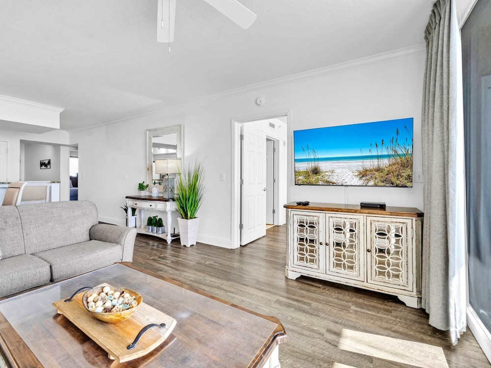 Emerald Beach 931
