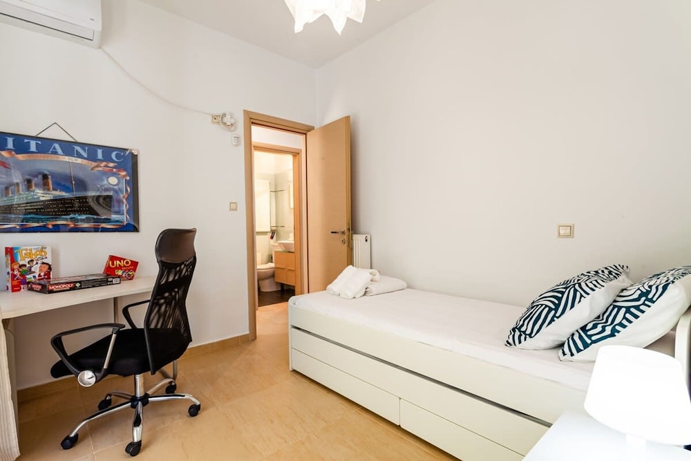Aigli Luxury Villa - Panoramic Seaview Retreat