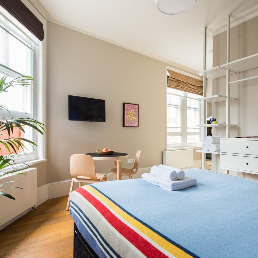 Funky Covent Garden Studio - Netflix Nespresso