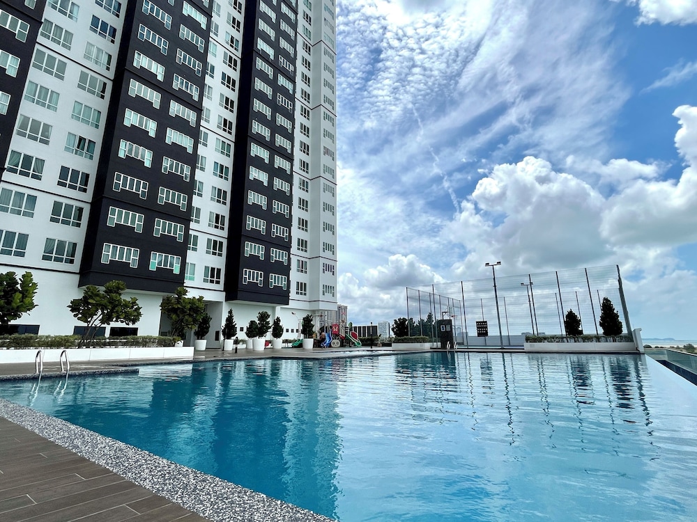 Amber Cove Melaka by Manhattan Group