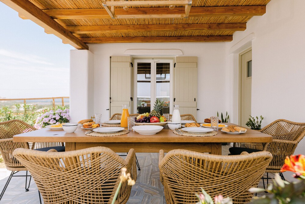 Velonis Villas