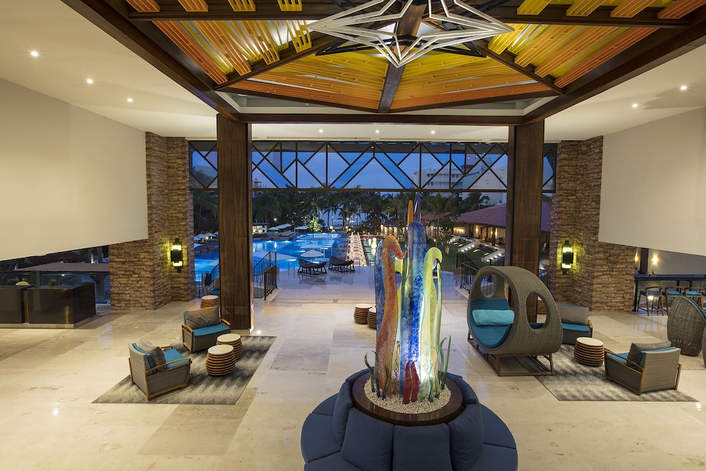 Krystal Grand Nuevo Vallarta – All Inclusive