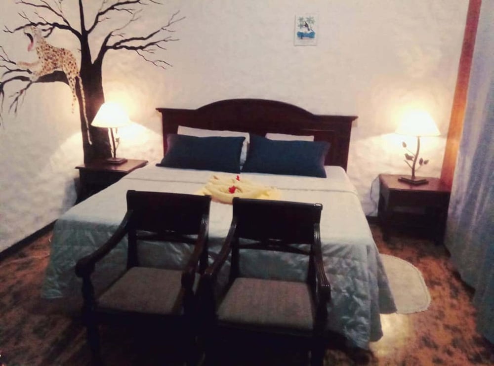 Hotel Lake Hotel - Image 1