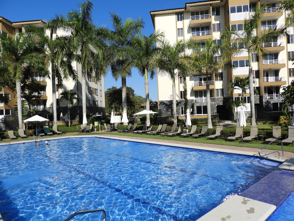 Costa Linda Apartment 102 view 5