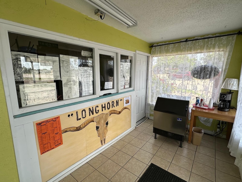 Hotel O Longhorn Boise City OK