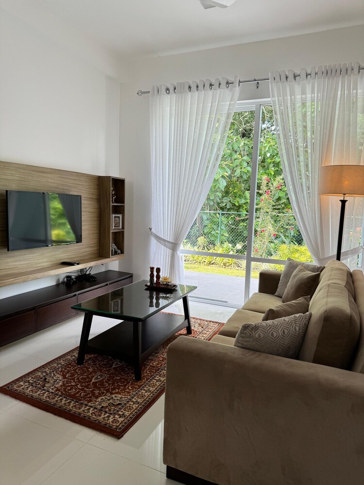Lake Villas Premium Kandy