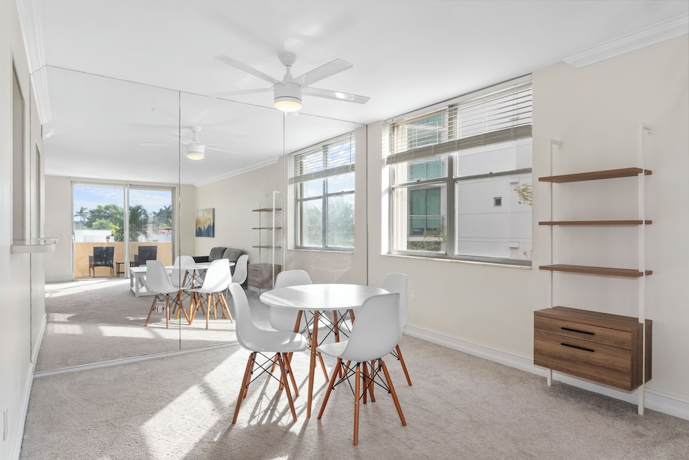 Bay Harbor Sunset Apt 3C