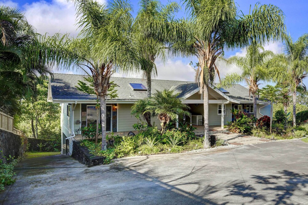 Kailua-kona House w/ Balcony & Ocean Views! view 5