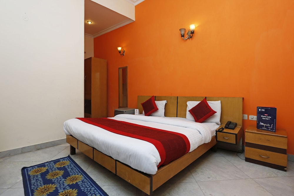OYO 834 Hotel Aashirwaad