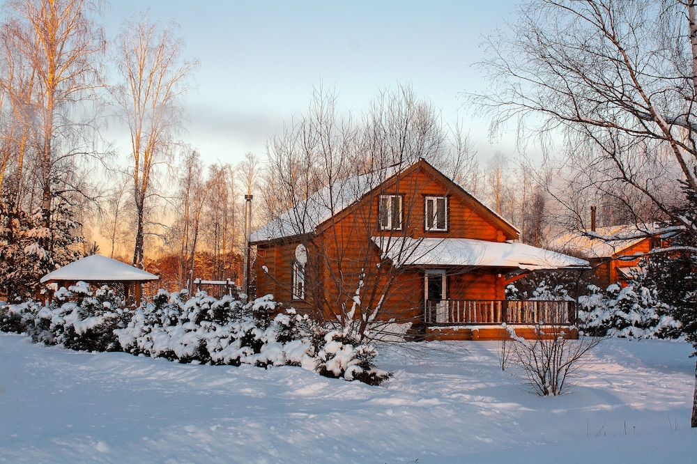 Cottage complex Ozerny Bereg