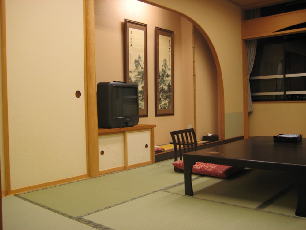Ooike Hotel