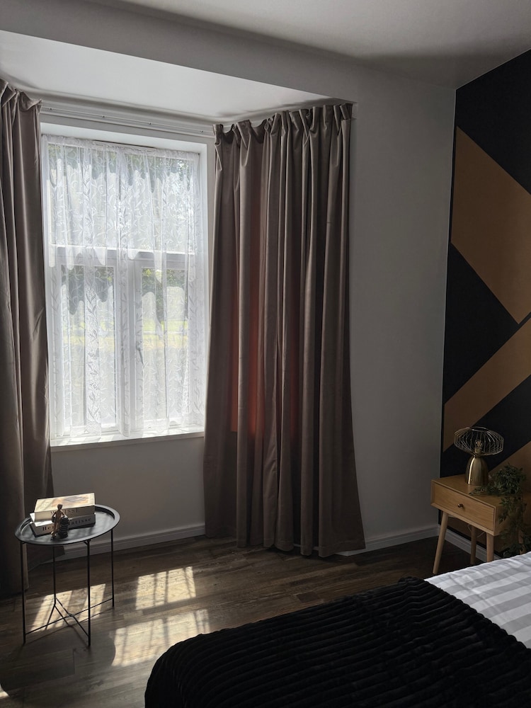 Coventry Oasis Apartment