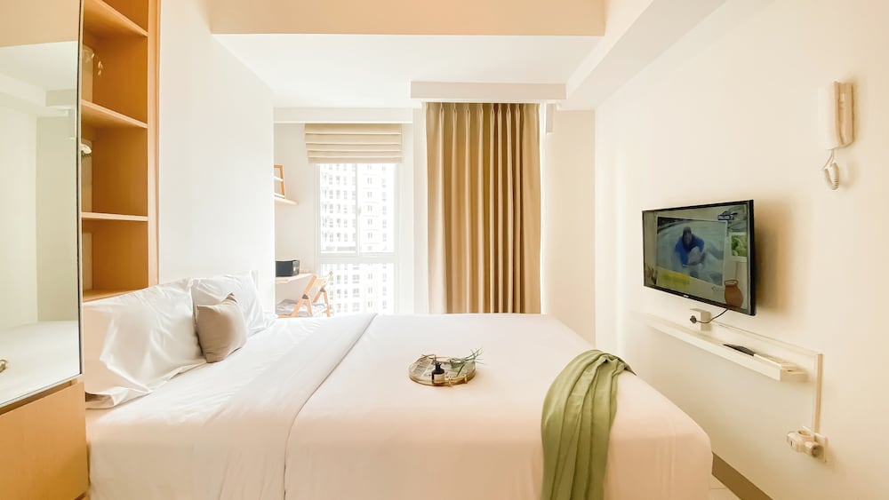 Nice And Comfy Studio At Tokyo Riverside Pik 2 Apartment