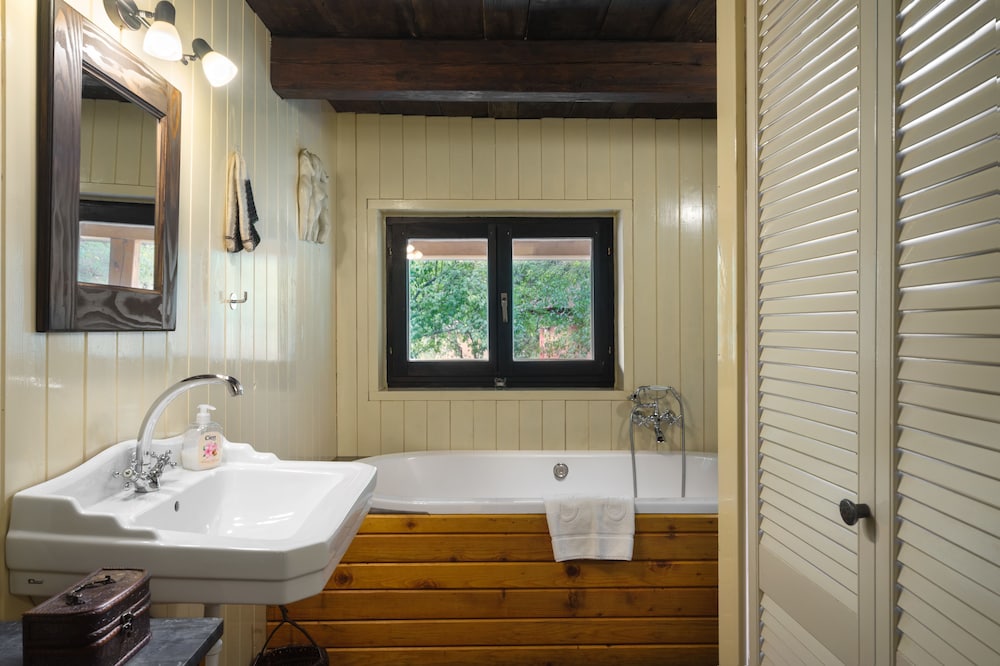 Linden Tree Retreat & Ranch