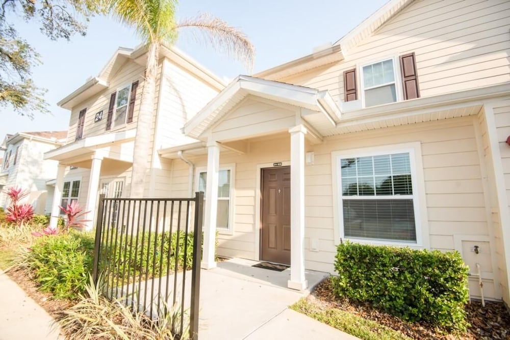 December Special LV 3 Beds 2 Baths Id:61208 - Image 5