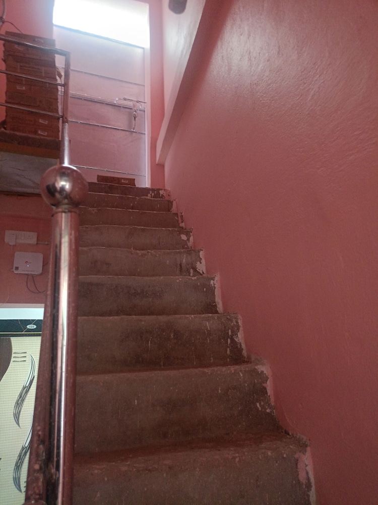 Srikhetra Palace