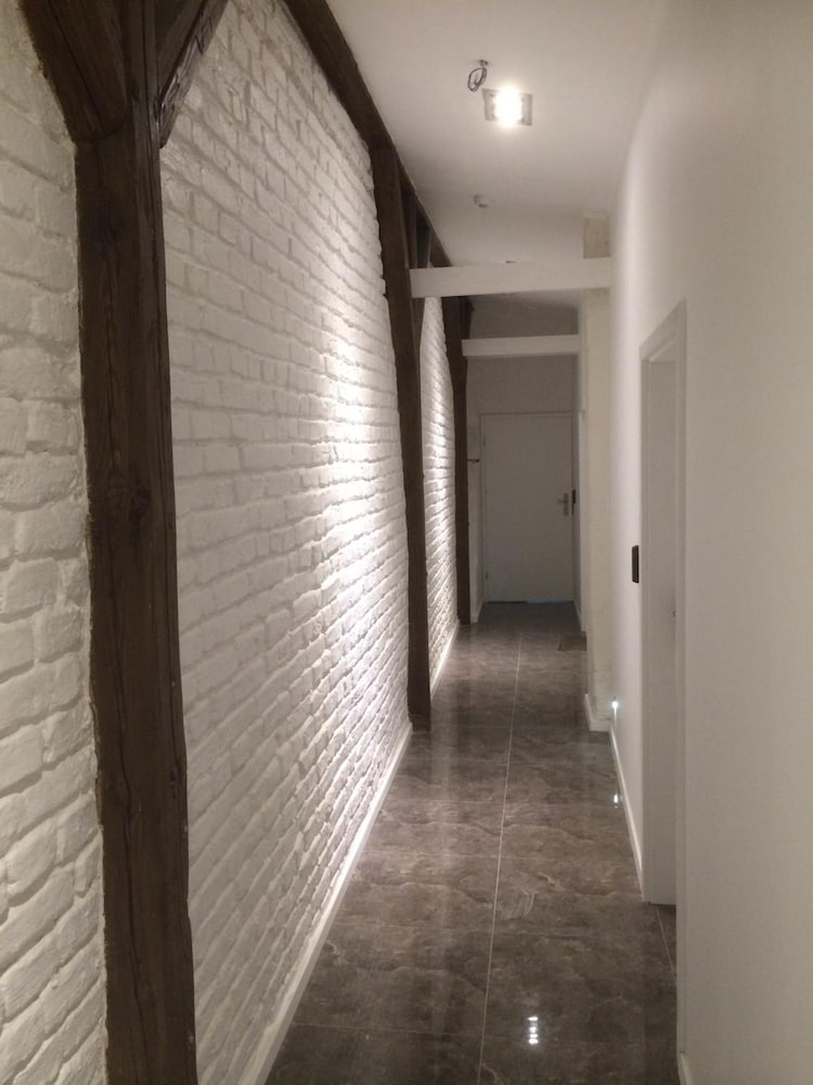 Photo 31