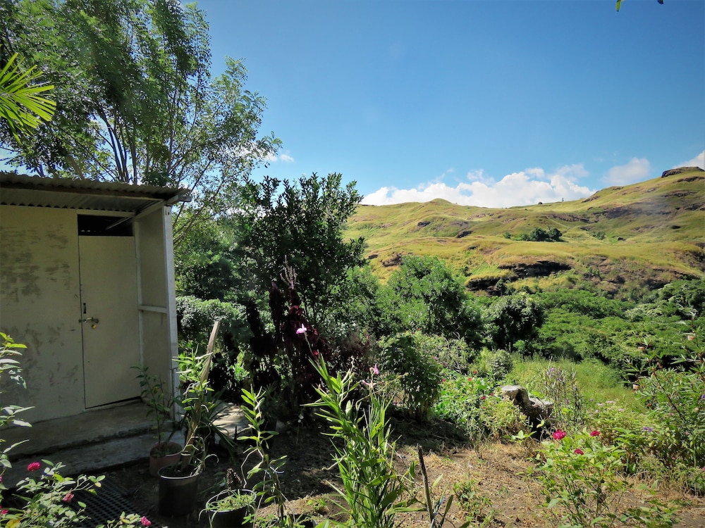 Mountain Oasis Farm Stay - view 9
