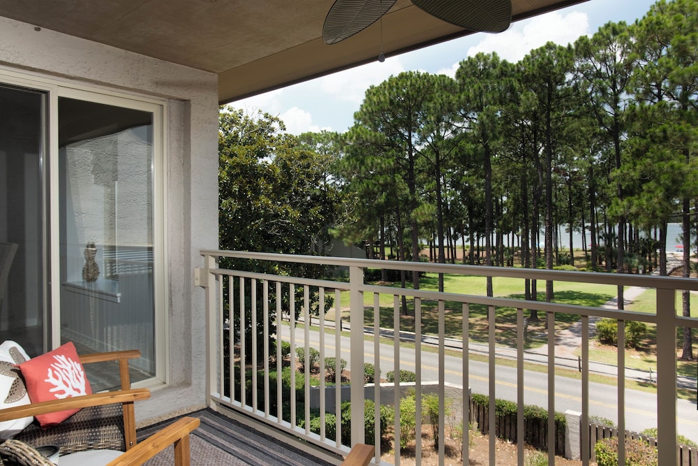 1718 Bluff Villas at The Sea Pines Resort