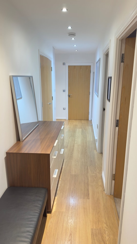Oval House Retreat in Camden Town