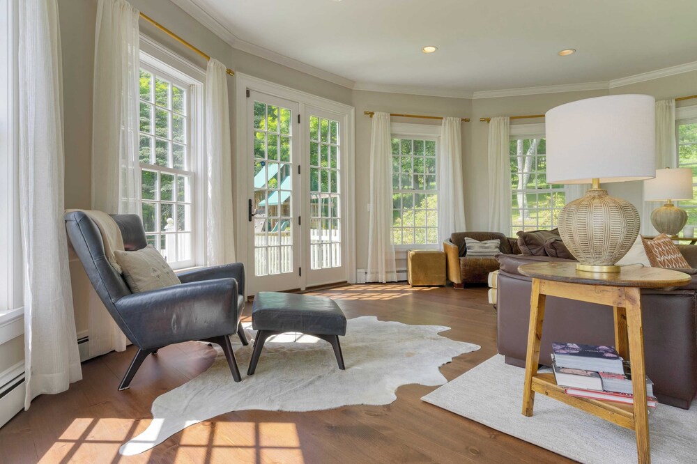 Secluded Berkshires Estate + Private Pond/pool,theater, Gym Sunny Pond